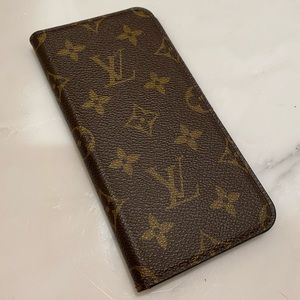 Authentic Louis Vuitton iPhone Folio